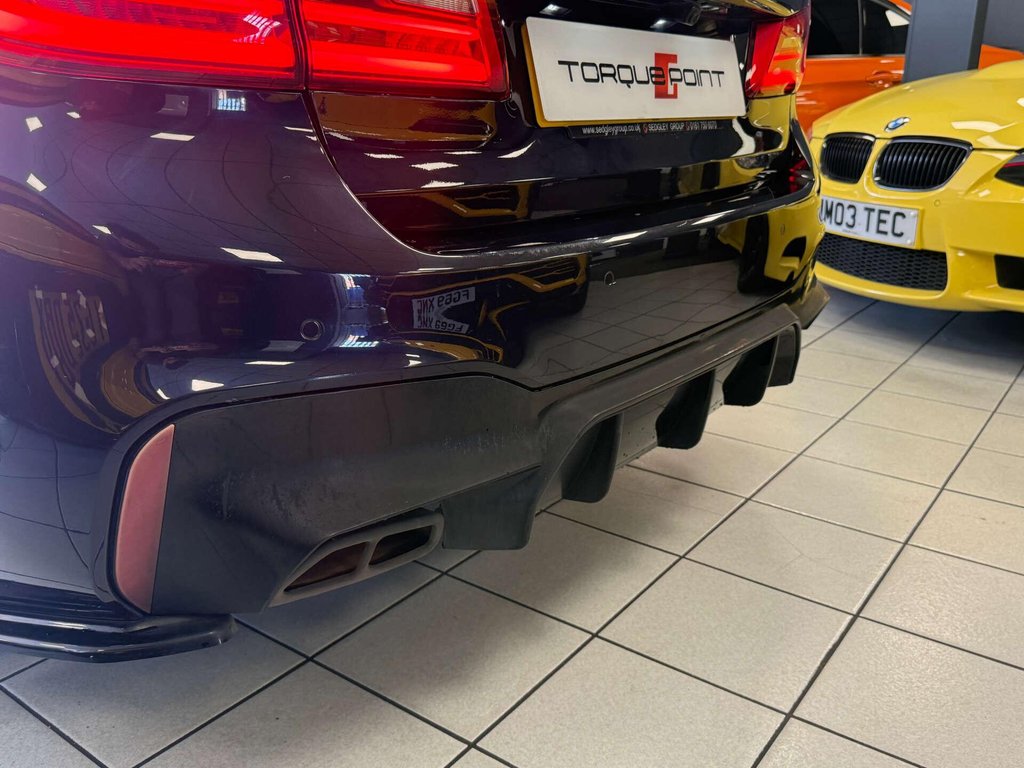 USED 2018 68 BMW 5 SERIES 2.0 530e M Sport Auto 4dr FSH + HK + HUD + M PERF. KIT