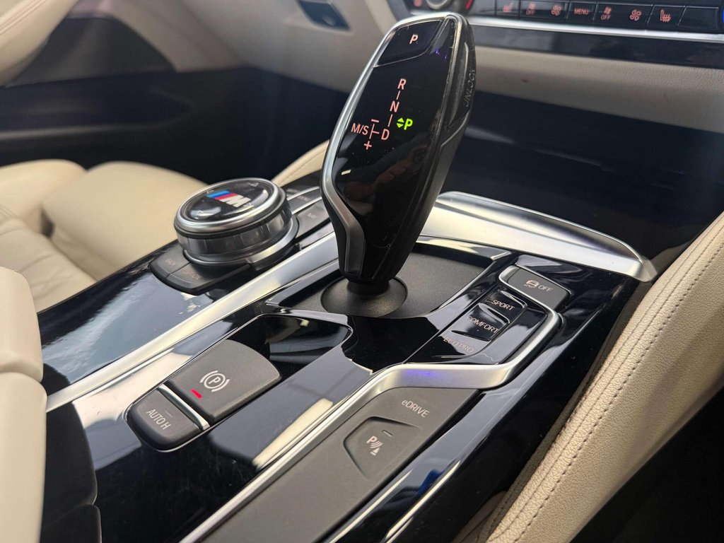 USED 2018 68 BMW 5 SERIES 2.0 530e M Sport Auto 4dr FSH + HK + HUD + M PERF. KIT