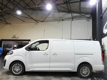 View our VAUXHALL VIVARO