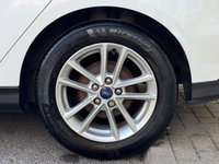 USED 2015 65 FORD FOCUS 1.0T EcoBoost Zetec Hatchback 5dr Petrol Manual Euro 6 (s/s) (125 ps) Great FORD Service History  |  1 Owner From Brand New  |  2 Keys