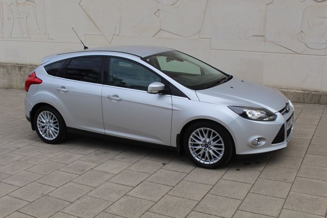 View our FORD FOCUS