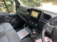 USED 2022 22 RENAULT MASTER 2.3 dCi 35 Business Panel Van 4dr Diesel Manual FWD MWB Medium Roof Euro 6 (135 ps) A/C, SAT NAV, REAR CAM, FSH, 1 OWNER