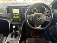 USED 2017 17 RENAULT MEGANE 1.5 dCi Dynamique S Nav Hatchback 5dr Diesel Manual Euro 6 (s/s) (110 ps) SAT NAV! REAR CAMERA! &pound;20 TAX! FULL HISTORY!