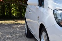 USED 2015 15 VAUXHALL CORSA 1.4i ecoFLEX SE Hatchback 5dr Petrol Manual Euro 6 (90 ps) 3 OWNERS FROM NEW + LOWER INSURANCE GROUP + &pound;35 A YEAR ROAD TAX
