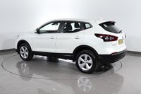 USED 2020 70 NISSAN QASHQAI 1.3 DIG-T Acenta Premium SUV 5dr Petrol Manual Euro 6 (s/s) (140 ps) 2 OWNERS I