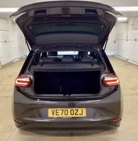 USED 2020 70 VOLKSWAGEN ID.3 Pro Performance 58kWh Life Hatchback 5dr Electric Auto (204 ps) One owner, Motorway Miles.