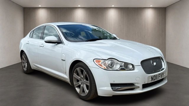 View our Jaguar Xf 3.0d V6 Luxury Saloon 4dr Diesel Auto Euro 5 (240 ps)