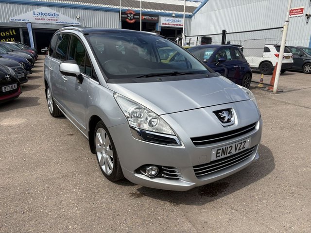 2012 Peugeot 5008