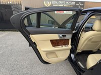 USED 2014 14 JAGUAR XF 2.2d Luxury Saloon 4dr Diesel Auto Euro 5 (s/s) (163 ps) 