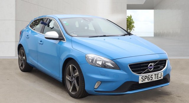 View our VOLVO V40