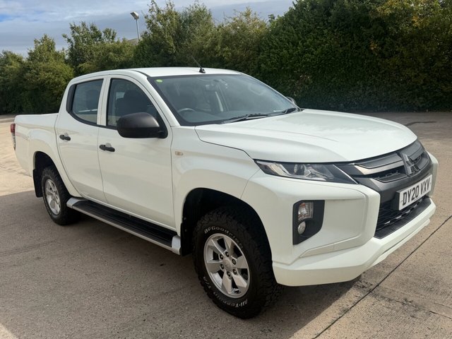 2020 Mitsubishi L200