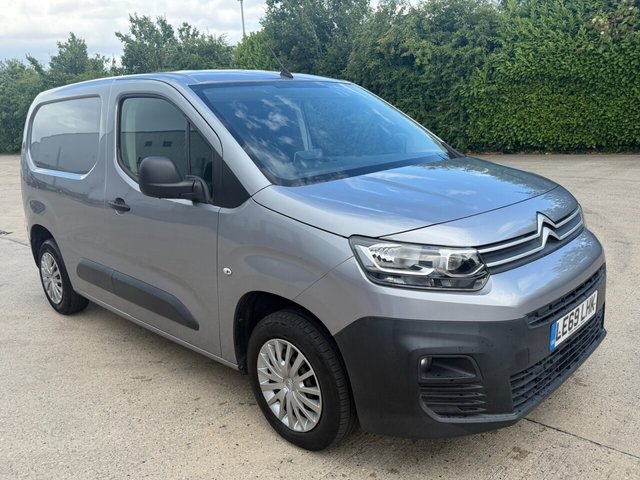 View our CITROEN BERLINGO