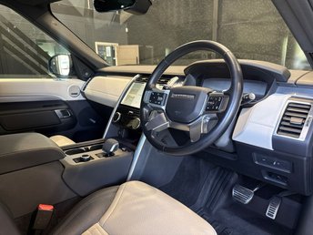 View our LAND ROVER DISCOVERY