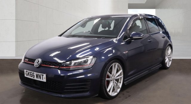 View our VOLKSWAGEN GOLF