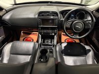 USED 2017 66 JAGUAR XE 2.0d Portfolio Saloon 4dr Diesel Auto AWD Euro 6 (s/s) (180 ps) 