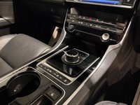 USED 2017 66 JAGUAR XE 2.0d Portfolio Saloon 4dr Diesel Auto AWD Euro 6 (s/s) (180 ps) 