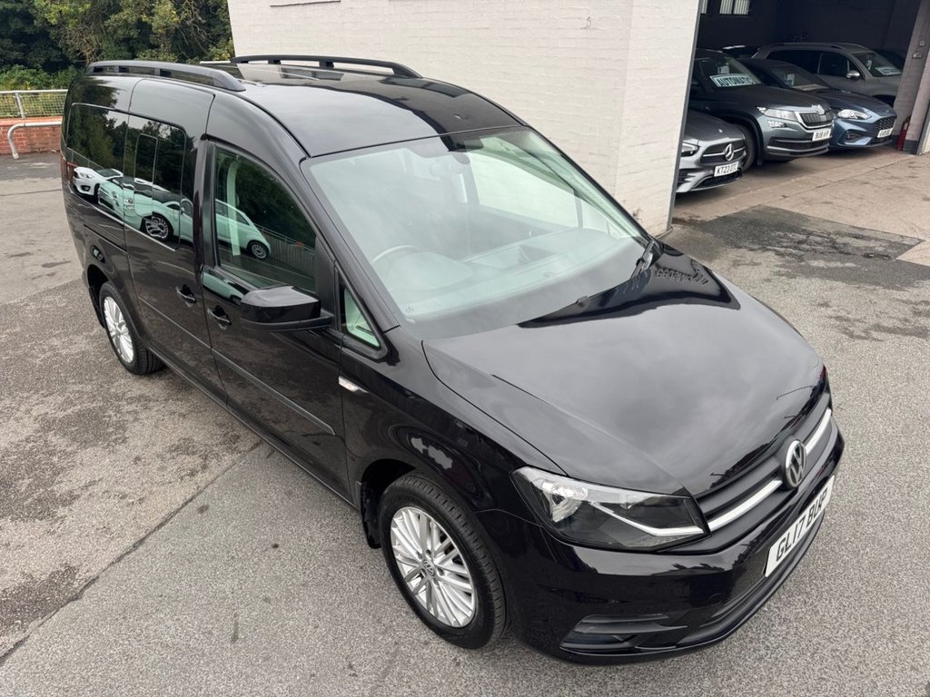 2017 Volkswagen Caddy Maxi Life — image 9