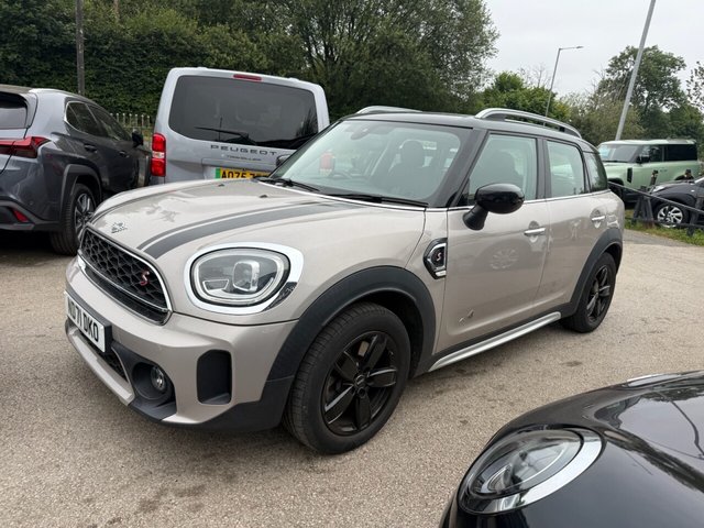 View our MINI COUNTRYMAN