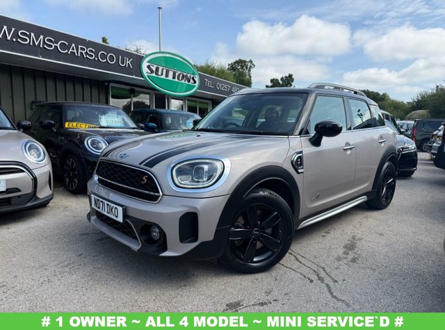 View our MINI COUNTRYMAN