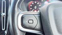 USED 2020 70 VOLVO XC40 1.5 T3 R-Design SUV 5dr Petrol Auto Euro 6 (s/s) (163 ps) 