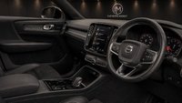 USED 2020 70 VOLVO XC40 1.5 T3 R-Design SUV 5dr Petrol Auto Euro 6 (s/s) (163 ps) 