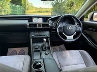 USED 2016 66 LEXUS IS 2.5 300h Advance Saloon 4dr Petrol Hybrid E-CVT Euro 6 (s/s) (223 ps) ** ONLY 1 OWNER FROM NEW **