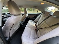 USED 2016 66 LEXUS IS 2.5 300h Advance Saloon 4dr Petrol Hybrid E-CVT Euro 6 (s/s) (223 ps) ** ONLY 1 OWNER FROM NEW **