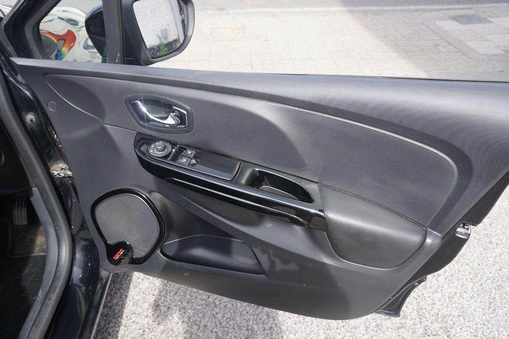 USED 2013 13 RENAULT CLIO 1.2 16V Dynamique MediaNav Euro 5 5dr JUST ARRIVED