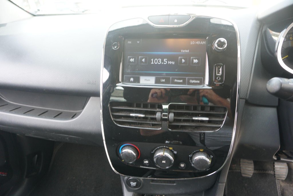 USED 2013 13 RENAULT CLIO 1.2 16V Dynamique MediaNav Euro 5 5dr JUST ARRIVED