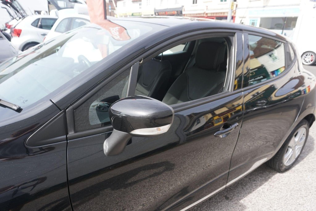 USED 2013 13 RENAULT CLIO 1.2 16V Dynamique MediaNav Euro 5 5dr JUST ARRIVED