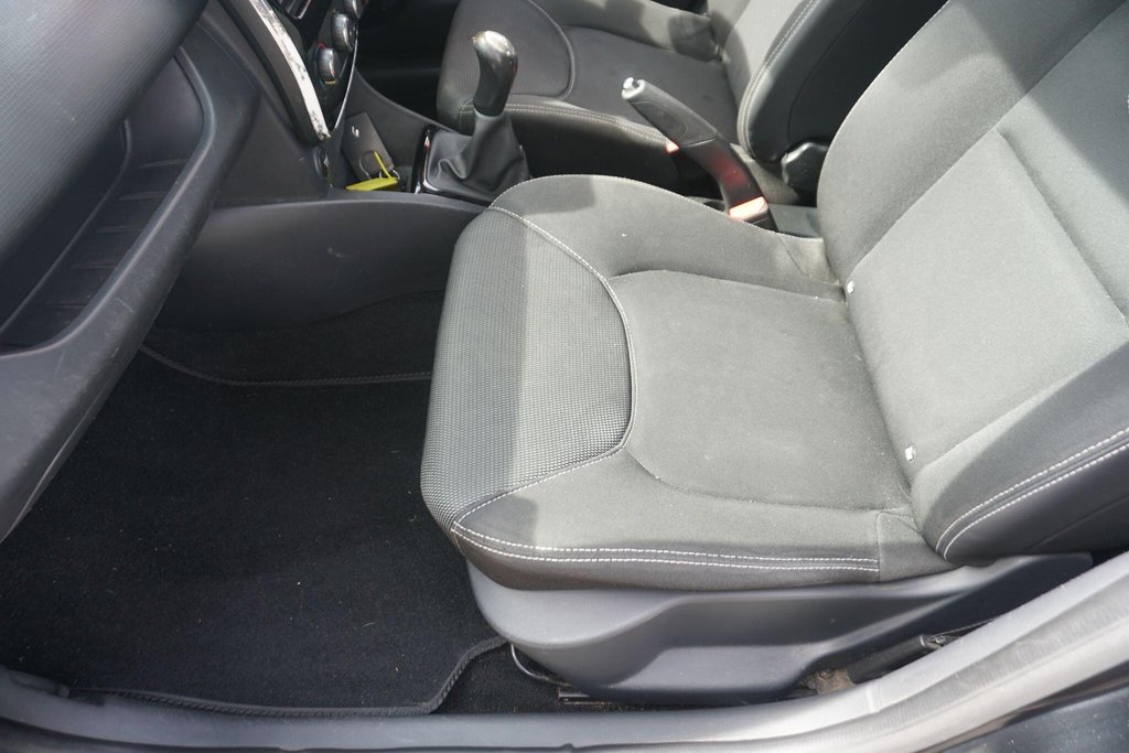 USED 2013 13 RENAULT CLIO 1.2 16V Dynamique MediaNav Euro 5 5dr JUST ARRIVED