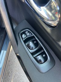 USED 2017 67 RENAULT KADJAR 1.5 dCi Dynamique Nav SUV 5dr Diesel Manual Euro 6 (s/s) (110 ps) 