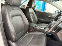USED 2020 70 HYUNDAI KONA 64kWh Premium SE SUV 5dr Electric Auto (7kW Charger) (204 ps) Auto Electric Premium SE Kona, 300 Mile Range, 204 BHP, Climate Leather Seats, SATNAV, 10" Display, Camera, Cruise, Only 48000 Miles FULL SH