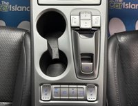 USED 2020 70 HYUNDAI KONA 64kWh Premium SE SUV 5dr Electric Auto (7kW Charger) (204 ps) Auto Electric Premium SE Kona, 300 Mile Range, 204 BHP, Climate Leather Seats, SATNAV, 10" Display, Camera, Cruise, Only 48000 Miles FULL SH