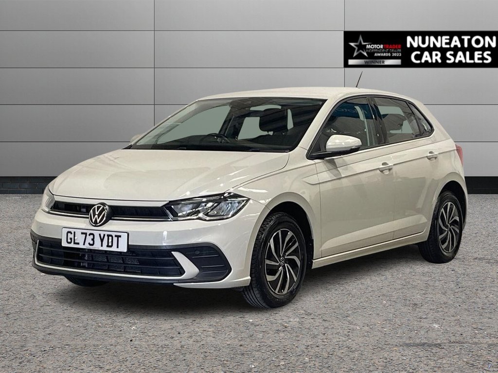 2023 Volkswagen Polo — image 7