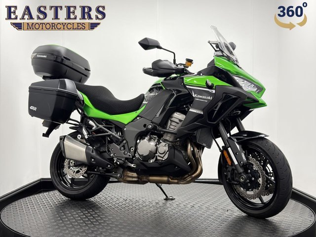View our KAWASAKI VERSYS 1000