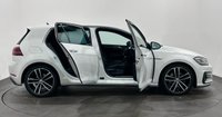 USED 2018 18 VOLKSWAGEN GOLF 2.0 TDI GTD Hatchback 5dr Diesel DSG Euro 6 (s/s) (184 ps) Striking High Gloss Pure White , Jacara Cloth Interior , Heated Seats , Adaptive  Cruise Control , Active information display