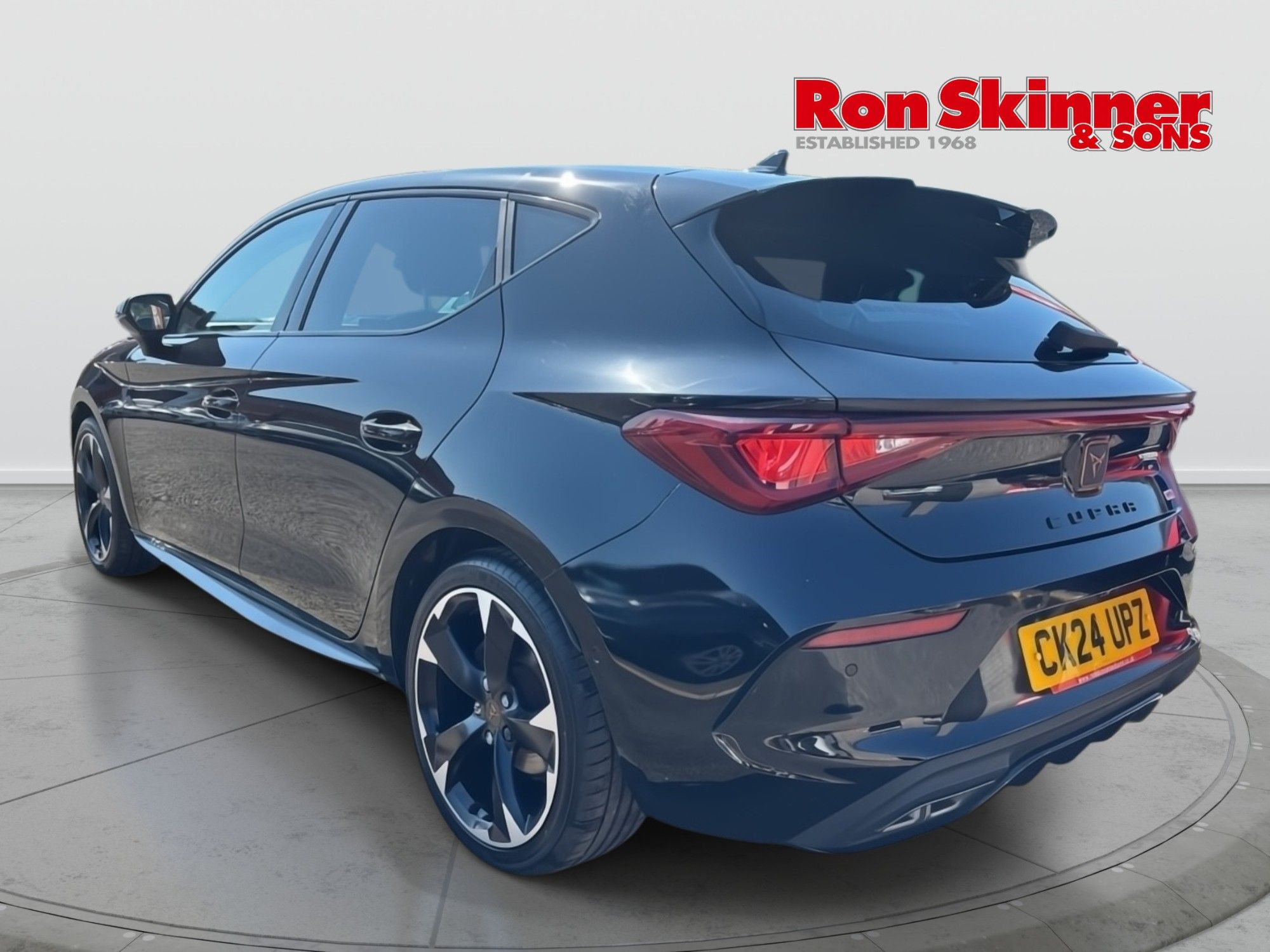 2024 Cupra Leon — image 3