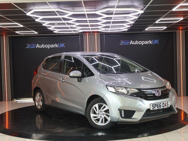 2016 Honda JAZZ
