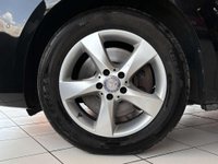 USED 2015 15 MERCEDES-BENZ V CLASS 2.2l 5dr Auto 190 BHP MERC S/H + HEATED SEATS + NAV