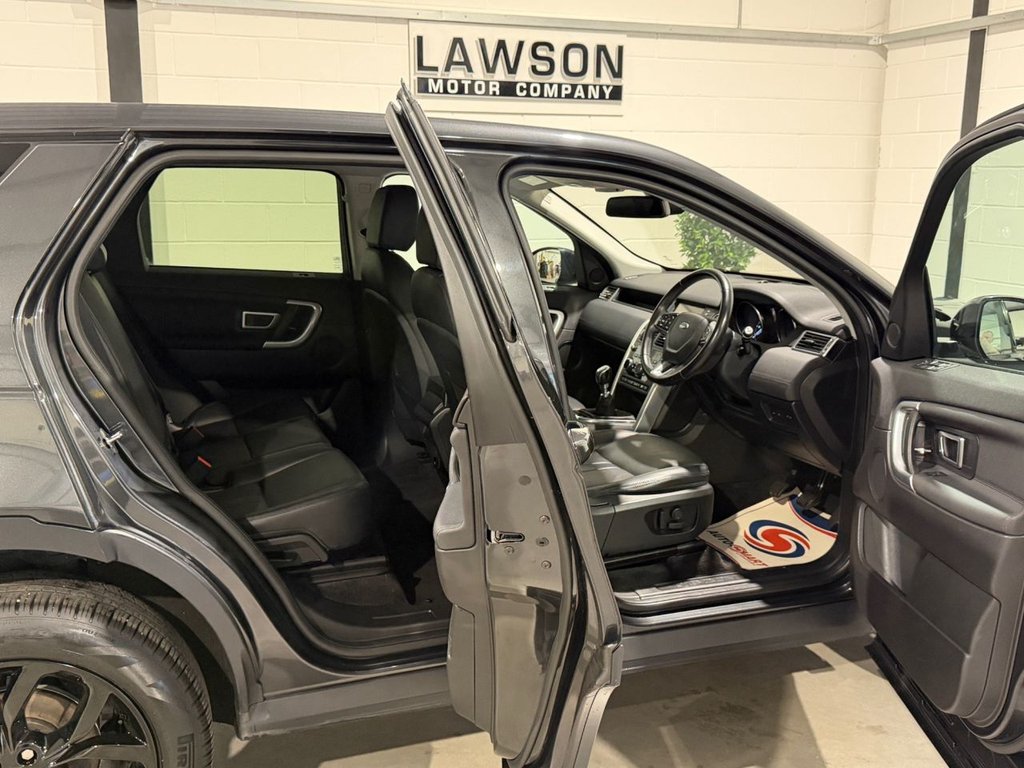 USED 2018 68 LAND ROVER DISCOVERY SPORT 2.0 TD4 HSE SUV 5dr Diesel Manual 4WD Euro 6 (s/s) (180 ps) 