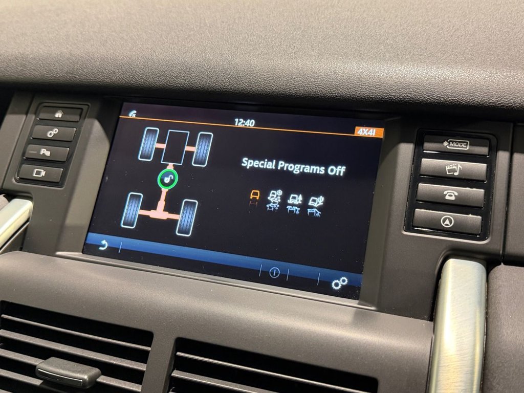 USED 2018 68 LAND ROVER DISCOVERY SPORT 2.0 TD4 HSE SUV 5dr Diesel Manual 4WD Euro 6 (s/s) (180 ps) 