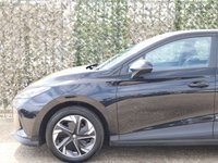 USED 2023 23 MG MG4 64kWh SE Long Range Hatchback 5dr Electric Auto (203 ps) 