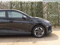 USED 2023 23 MG MG4 64kWh SE Long Range Hatchback 5dr Electric Auto (203 ps) 