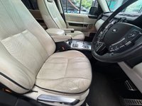 USED 2012 62 LAND ROVER RANGE ROVER 4.4 TD V8 Westminster SUV 5dr Diesel Auto 4WD Euro 5 (313 bhp) FSH - Tow Bar - 2 Keys