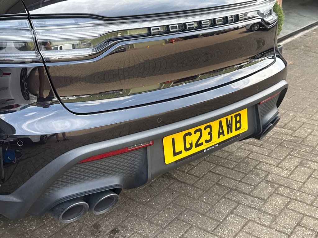 USED 2023 23 PORSCHE MACAN 2.0T T SUV 5dr Petrol PDK 4WD Euro 6 (s/s) (265 ps) PAN ROOF|BOSE|AIR SUSPENSION