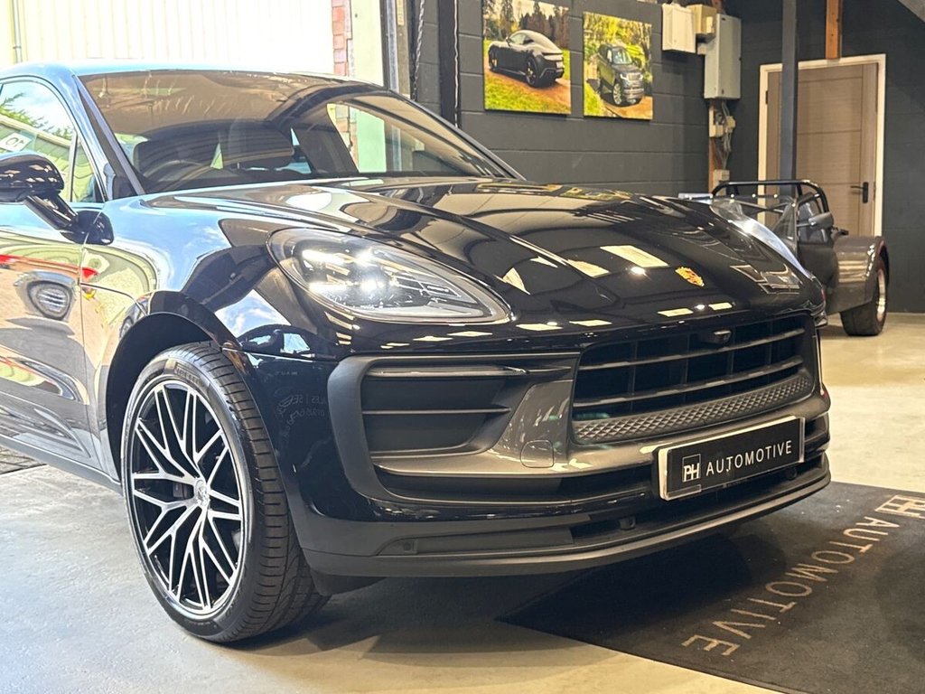 USED 2023 23 PORSCHE MACAN 2.0T T SUV 5dr Petrol PDK 4WD Euro 6 (s/s) (265 ps) PAN ROOF|BOSE|AIR SUSPENSION
