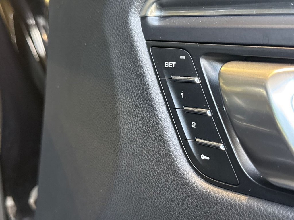 USED 2023 23 PORSCHE MACAN 2.0T T SUV 5dr Petrol PDK 4WD Euro 6 (s/s) (265 ps) PAN ROOF|BOSE|AIR SUSPENSION