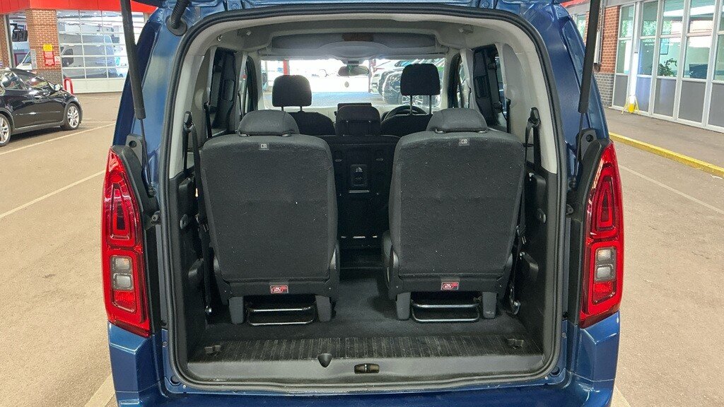 USED 2020 70 VAUXHALL COMBO LIFE 1.2 Turbo GPF Energy MPV 5dr Petrol Manual Euro 6 (s/s) (7 Seat) (110 ps) 