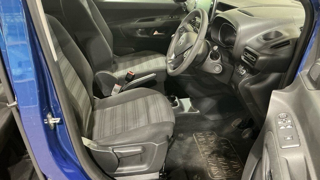 USED 2020 70 VAUXHALL COMBO LIFE 1.2 Turbo GPF Energy MPV 5dr Petrol Manual Euro 6 (s/s) (7 Seat) (110 ps) 